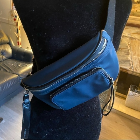 Christopher Kon crossbody ‘Fanny pack’ in rich navy blue shade with black detail - Picture 5 of 15